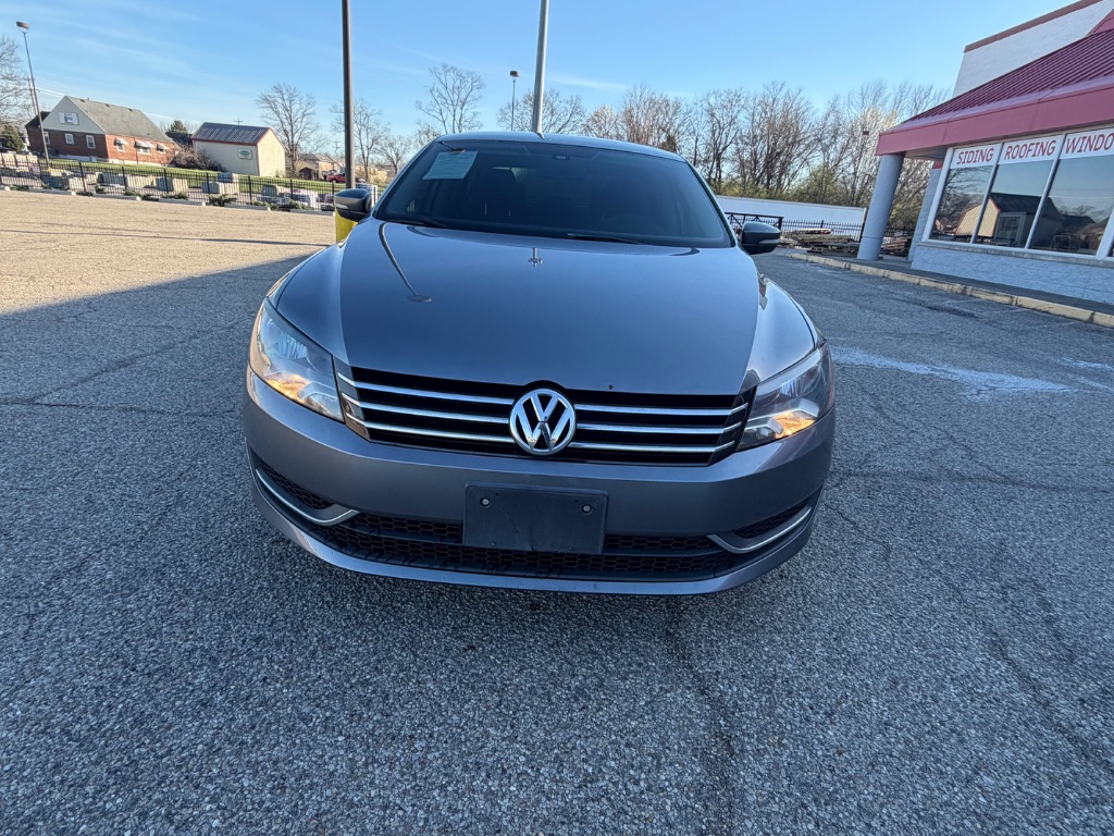 2014 Volkswagen Passat 2.5L S DSG PZEV's photo