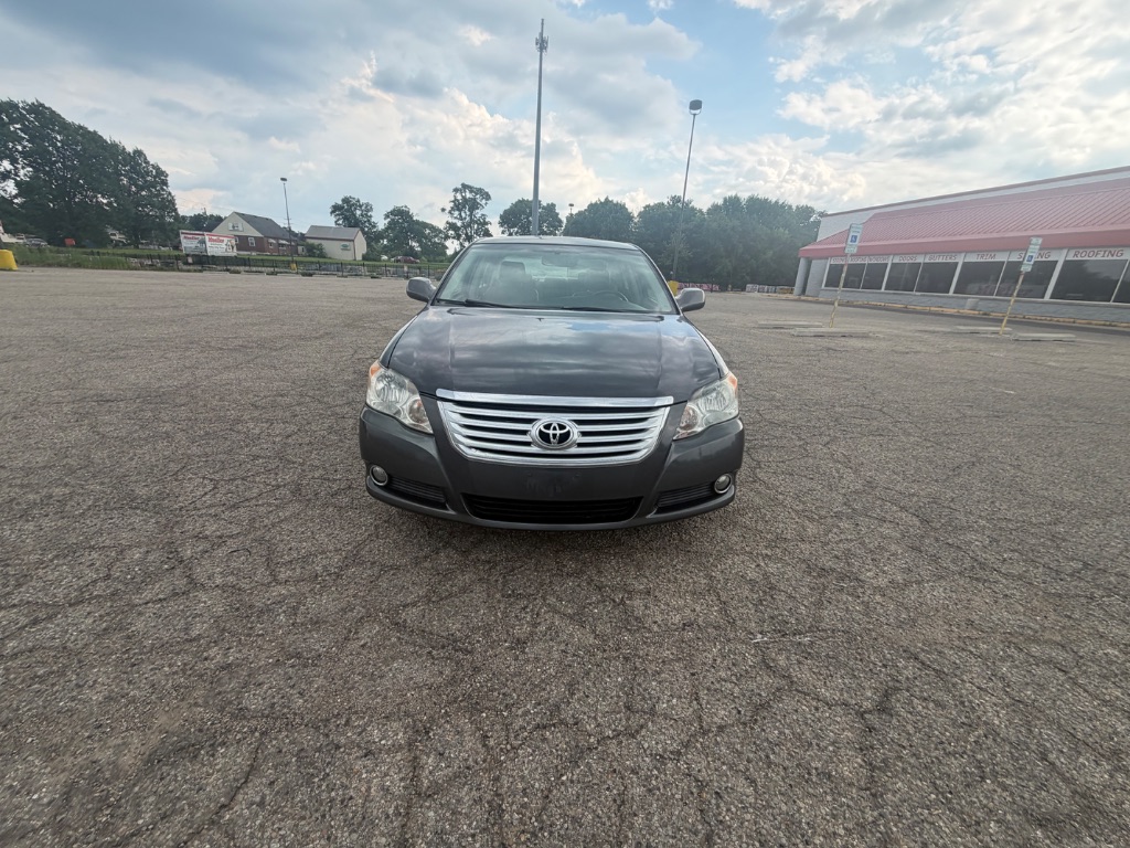 2008 Toyota Avalon's photo
